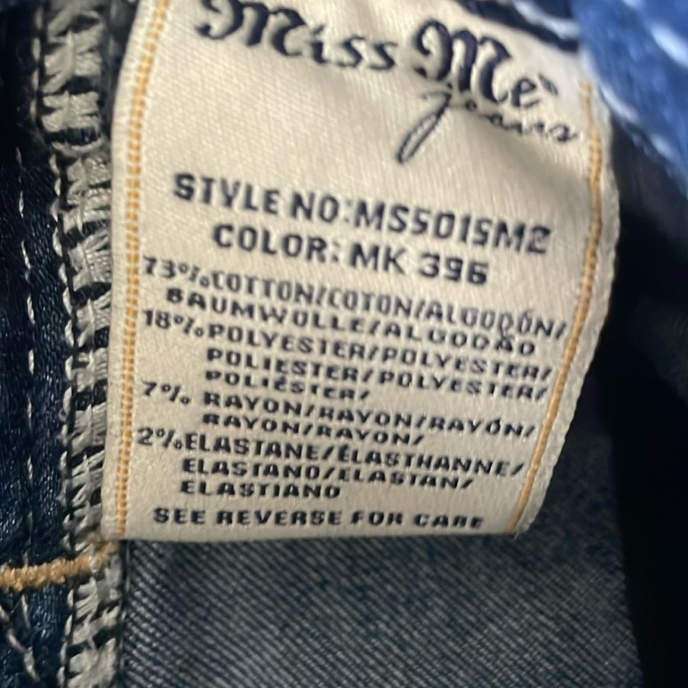 ♥️Miss me ♥️Mid-Rise Bermuda Denim Jeans size (25) women’s. - Picture 10 of 10